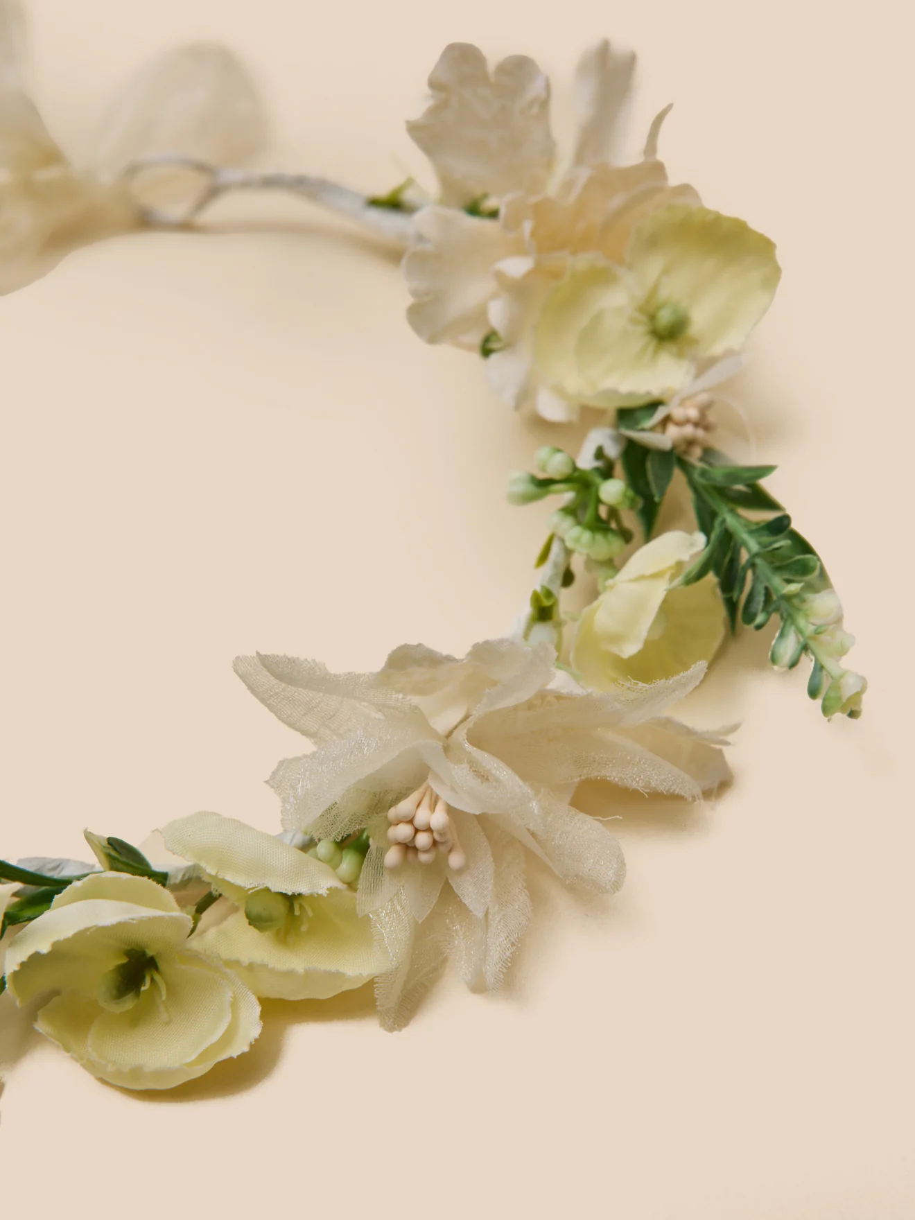 Mädchen-Blumenkranz – Kollektion für Festtage und Hochzeiten - Image 4