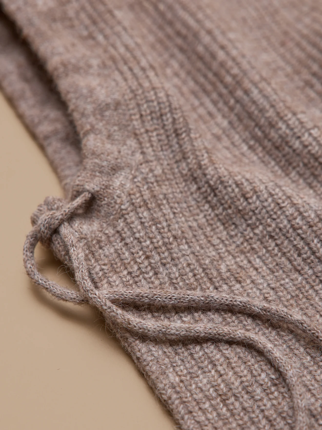 Damen Oversize-Kapuzenmütze - Image 3