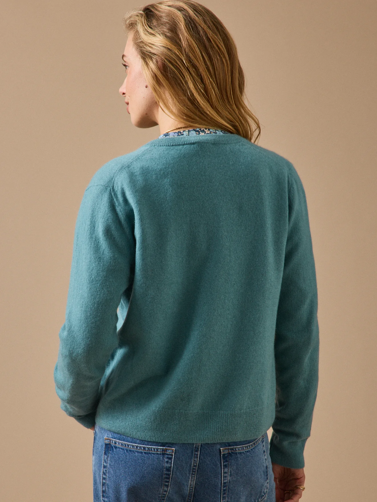 Geknöpfter Damen-Cardigan - Cashmere-Kollektion - Image 2
