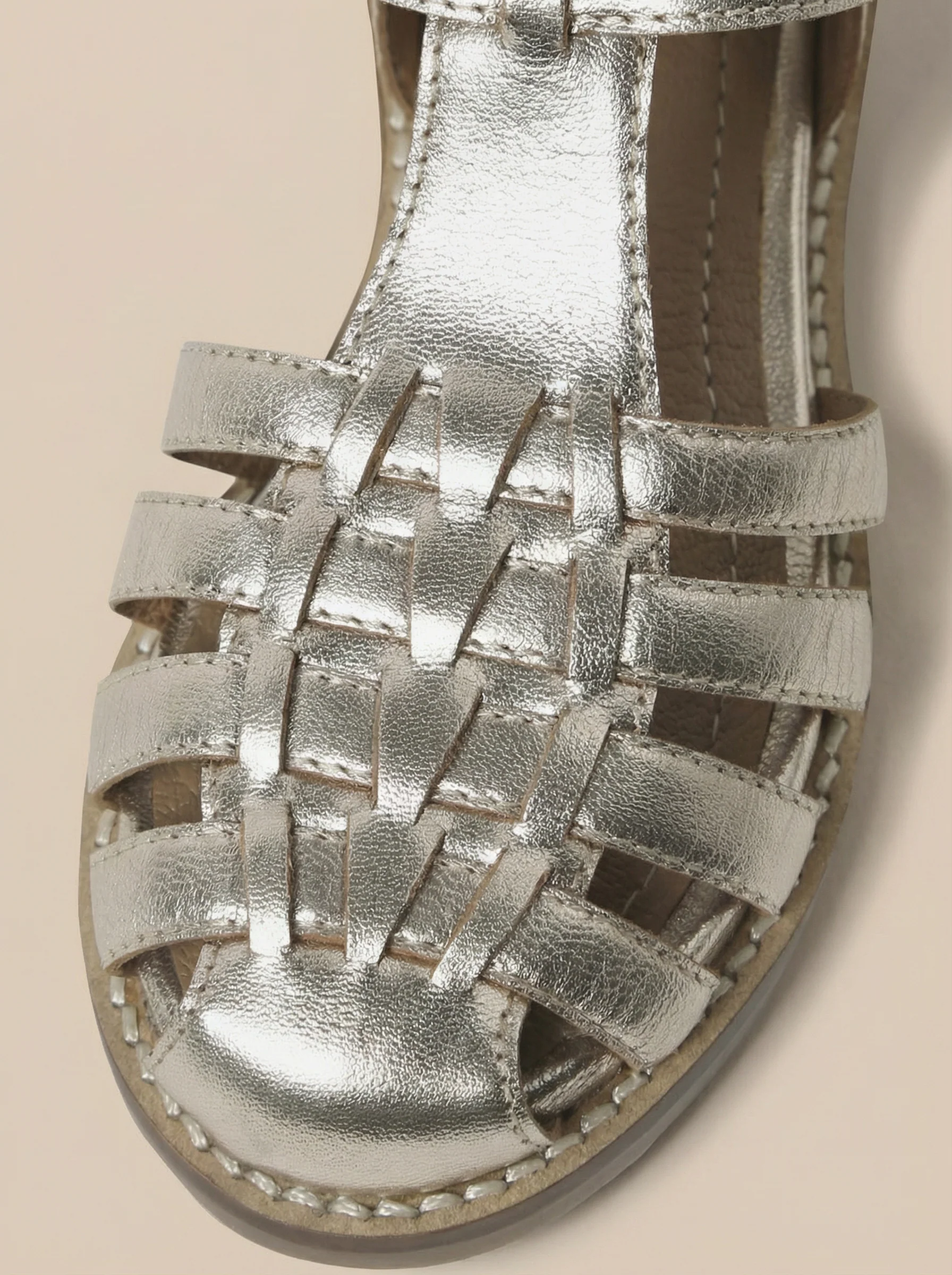 Schimmernde Mädchensandalen - Image 5