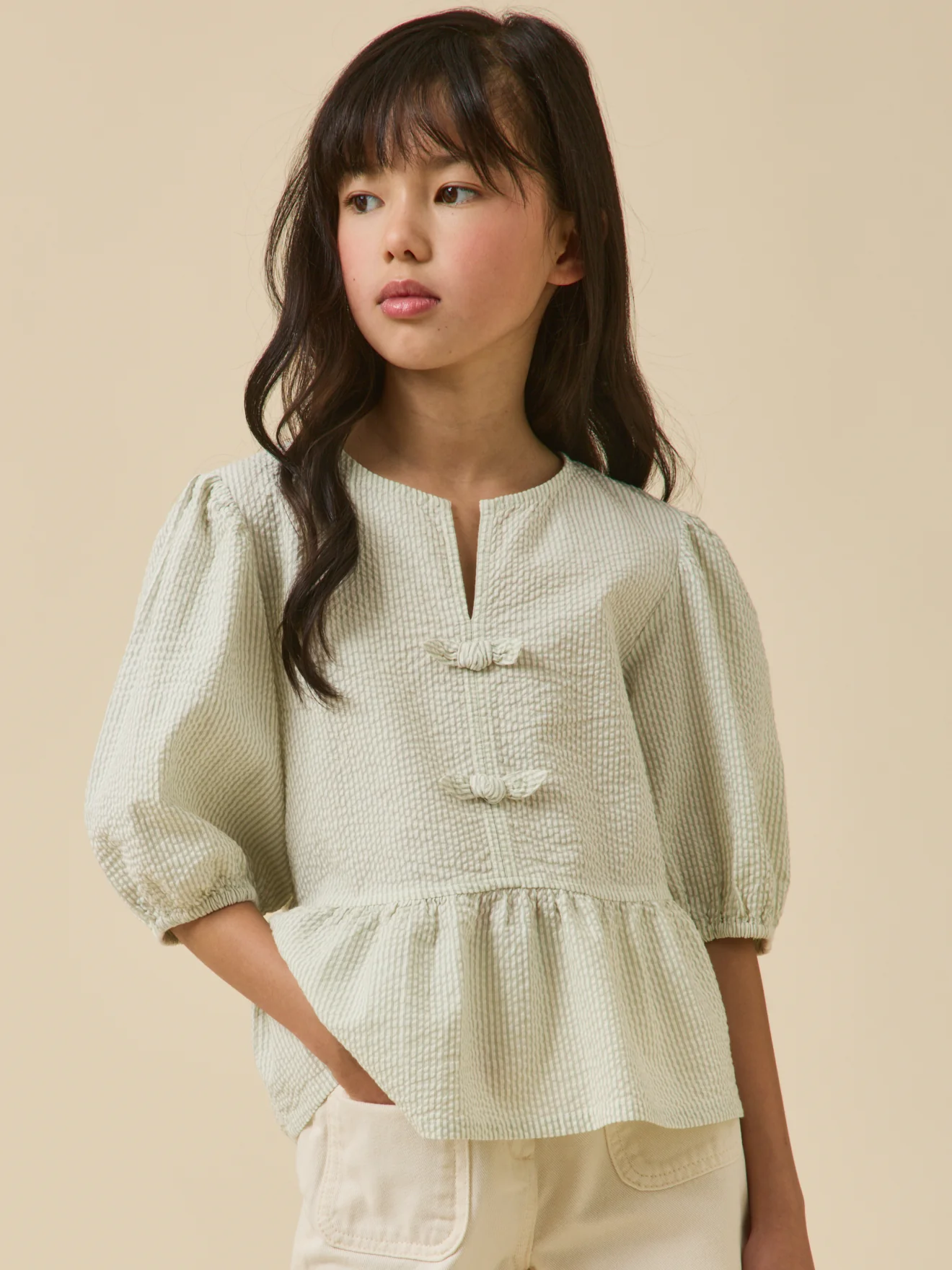 Gestreifte Mädchen-Bluse aus Seersucker