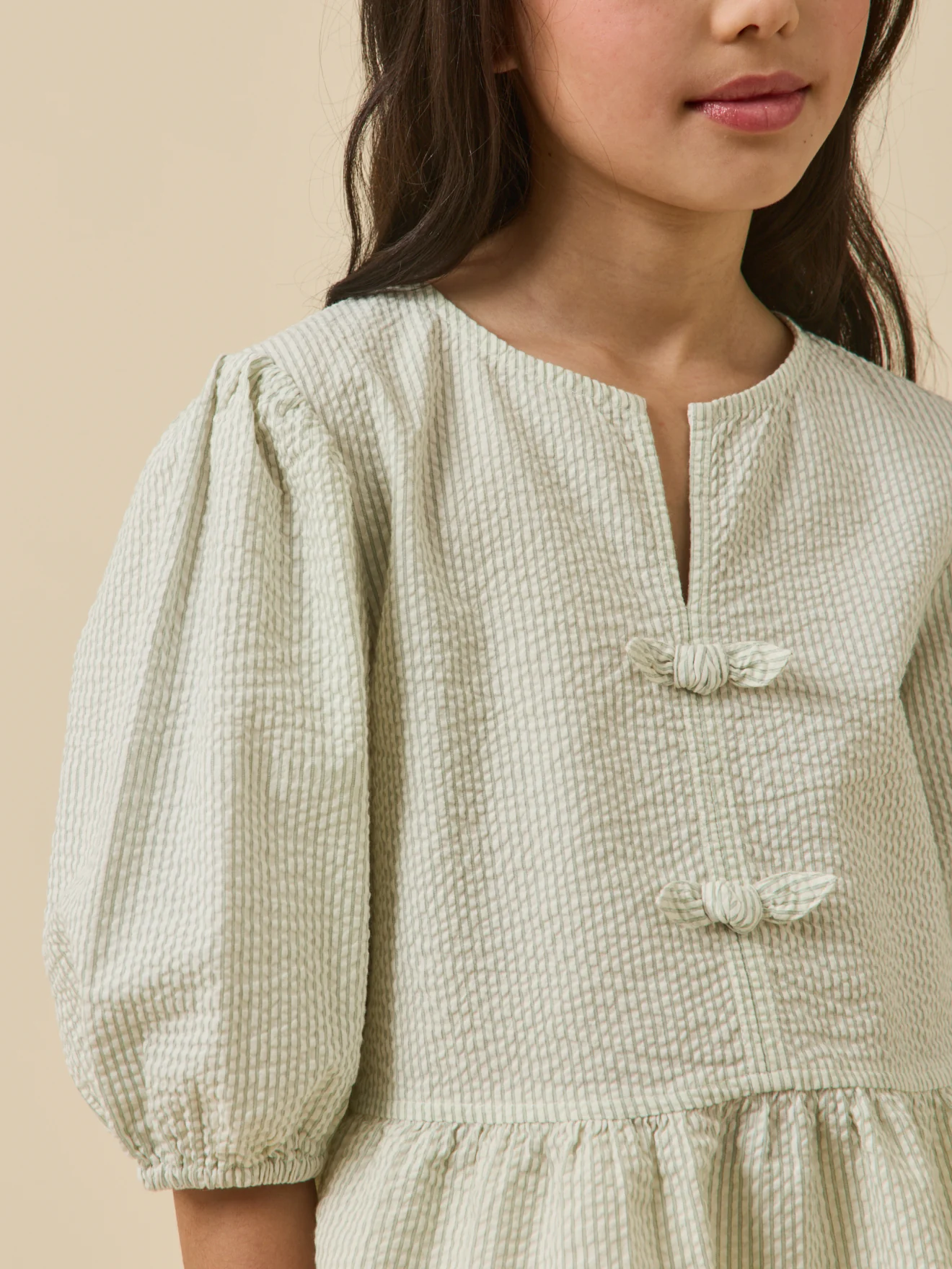 Gestreifte Mädchen-Bluse aus Seersucker - Image 3