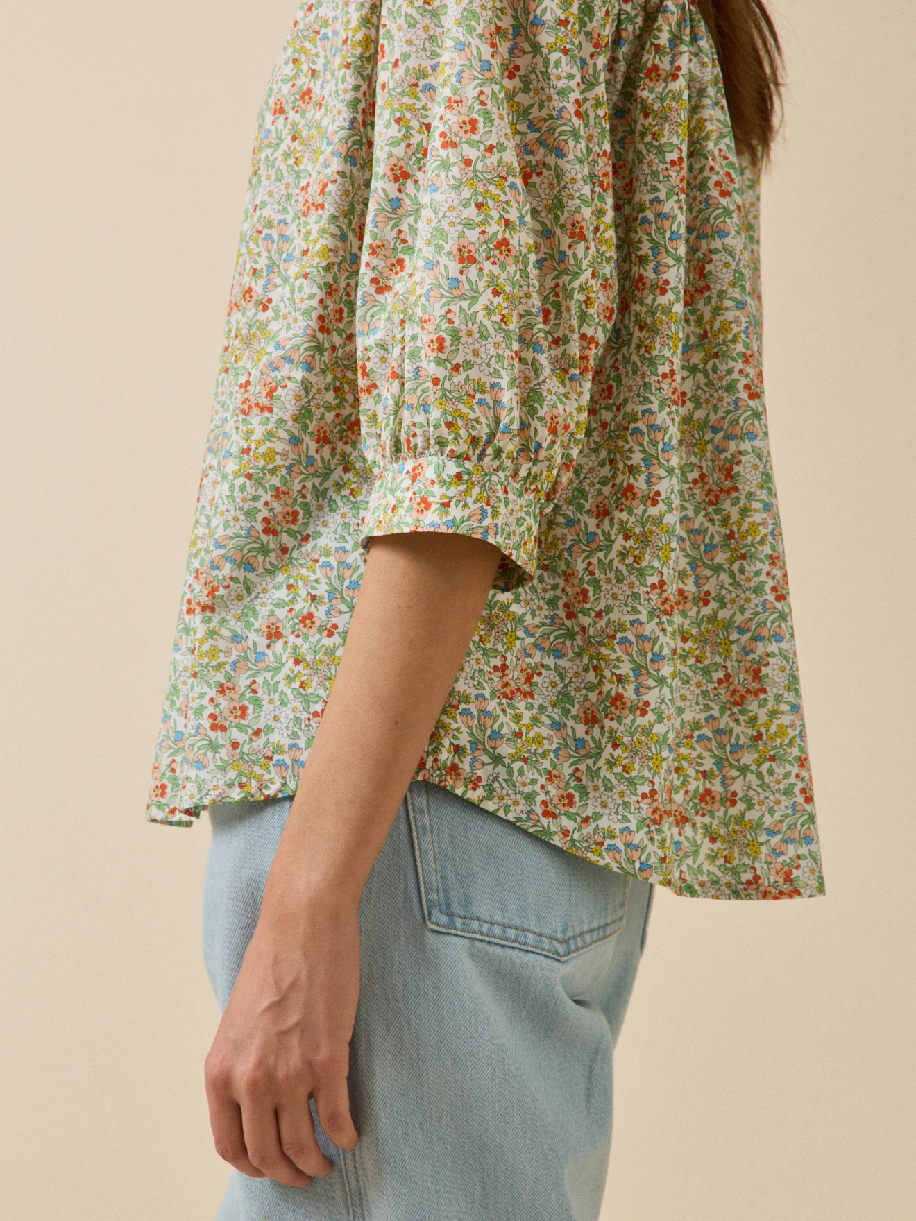 Damenbluse mit Volants aus Liberty-Stoff - Limited Collection - Image 4