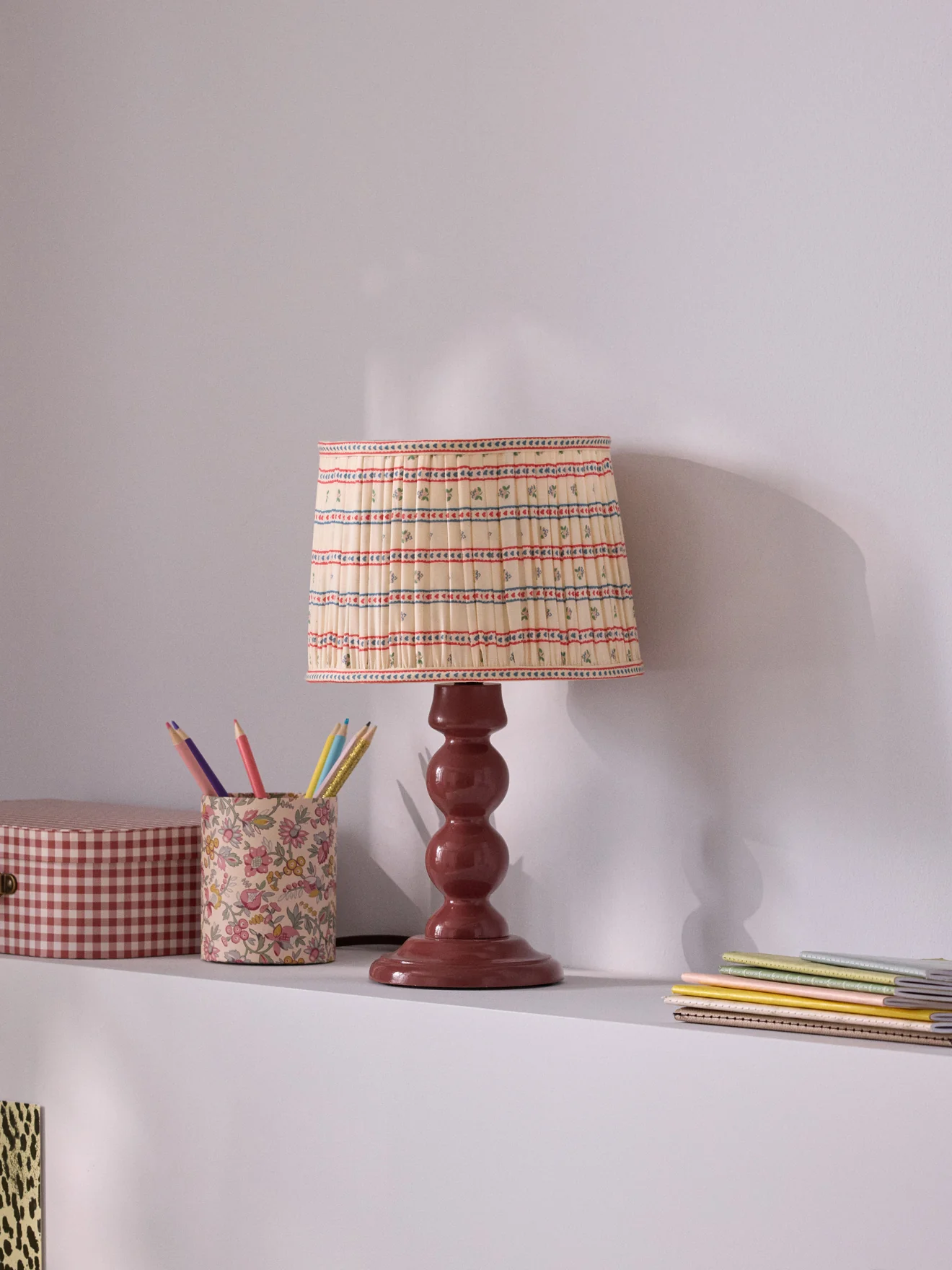 Lampenschirm mit Plissees und Marine-Print – kleines Modell - Image 5