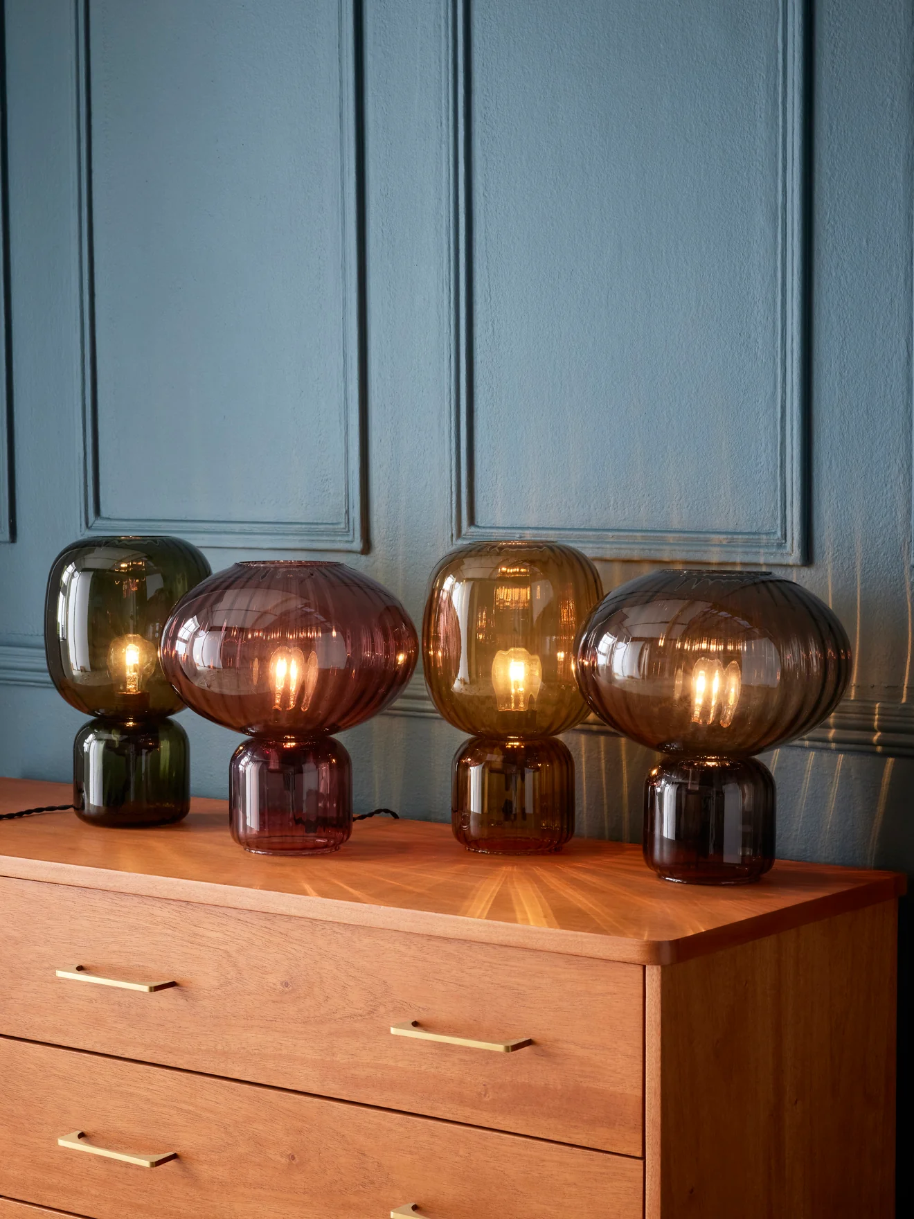 Lampe aus getöntem Glas « Louise » - Image 2