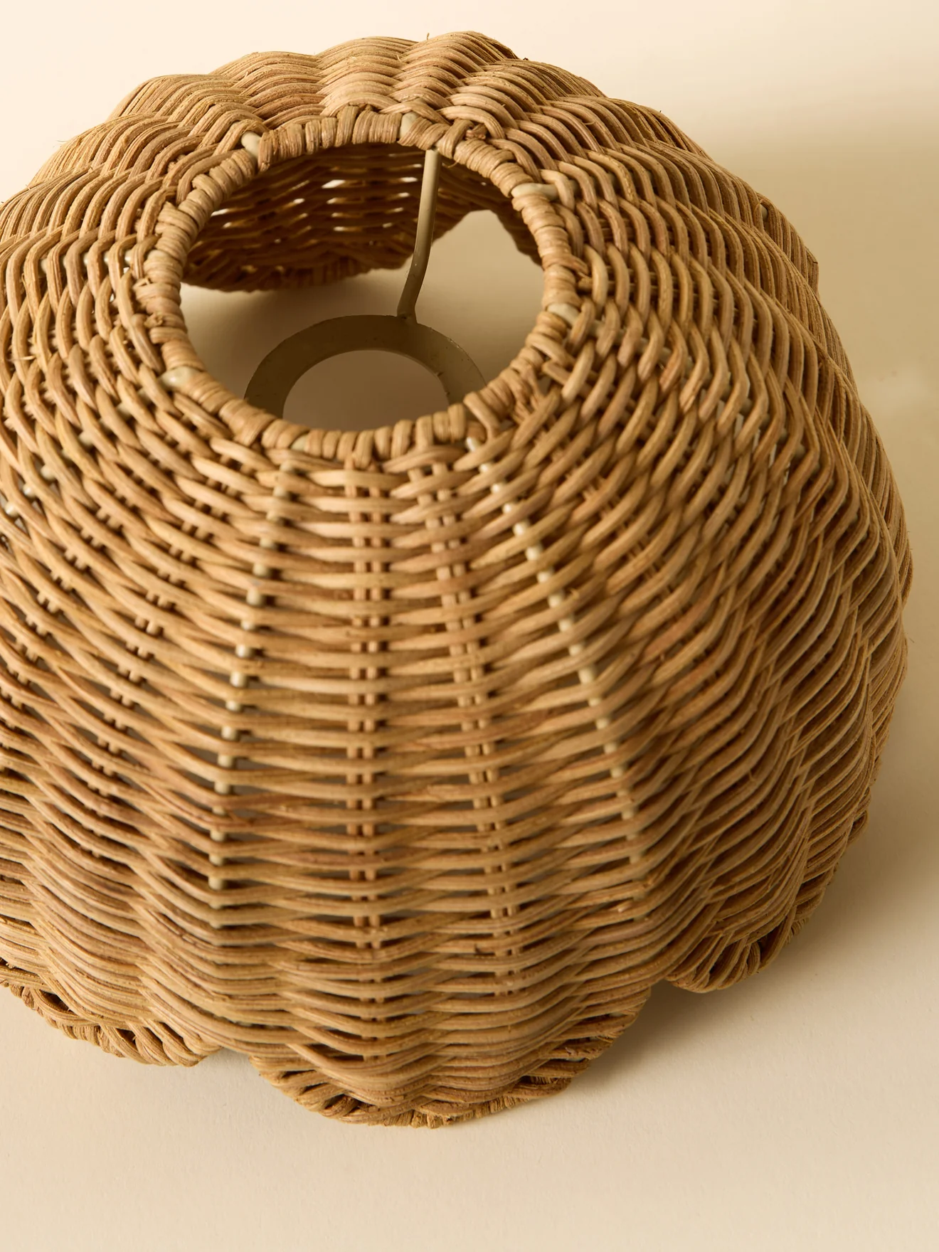Hängelampe aus Rattan - Image 2
