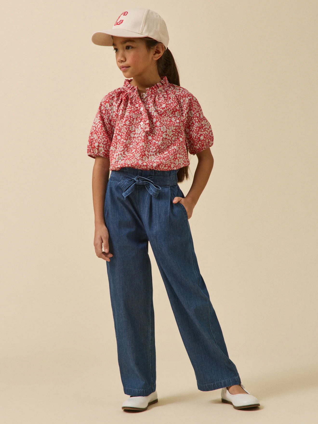 Mädchenhose, weit, aus leichtem Denim - Image 5