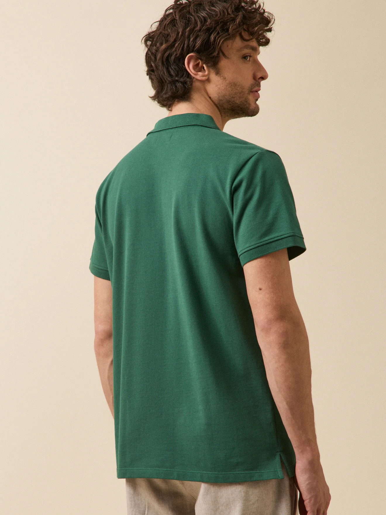 Einfarbiges Herren-Poloshirt aus Pikee aus Bio-Baumwolle - Image 2