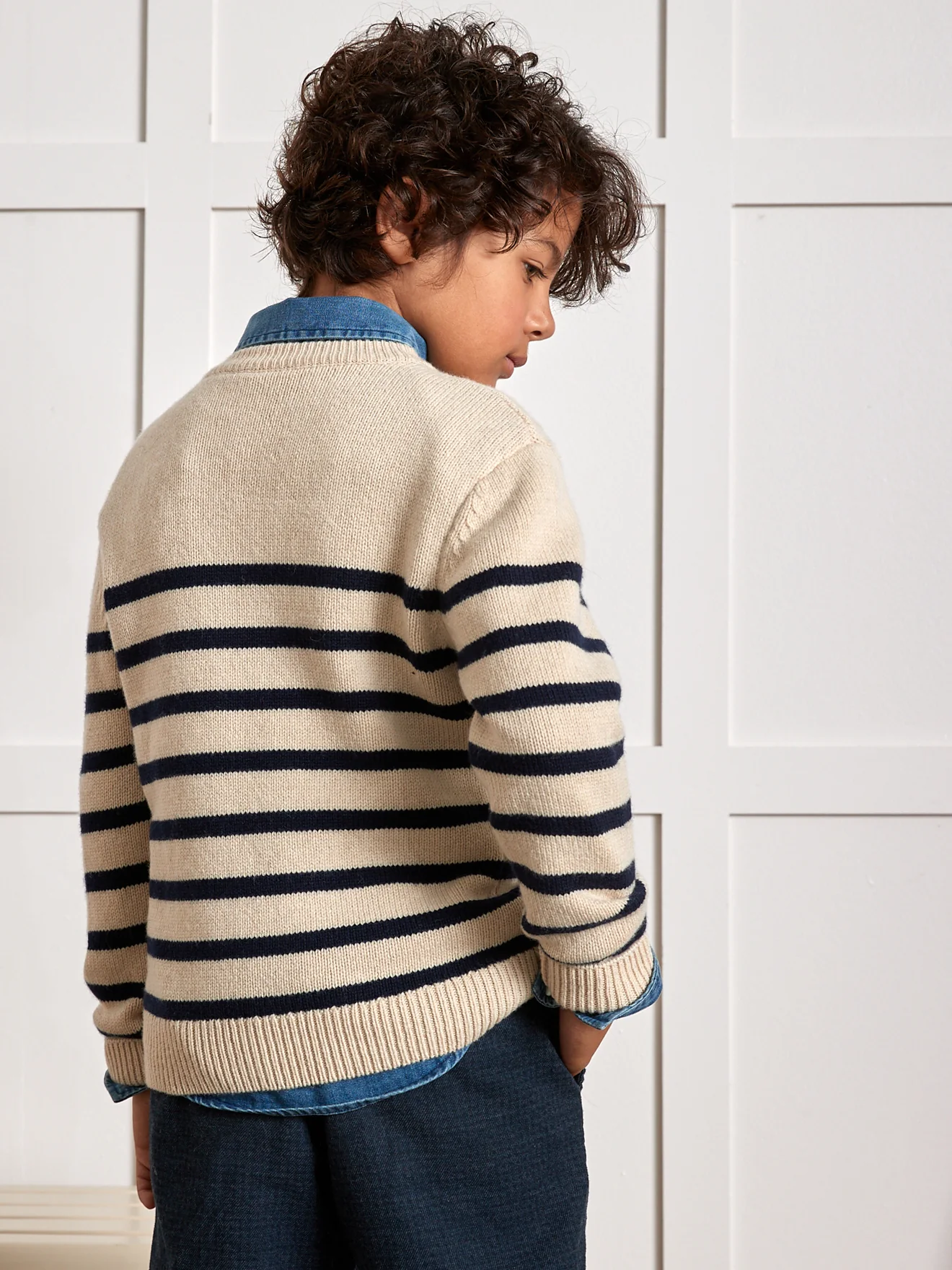 Jungenpullover im Marinelook mit hohem Wollanteil - Image 2