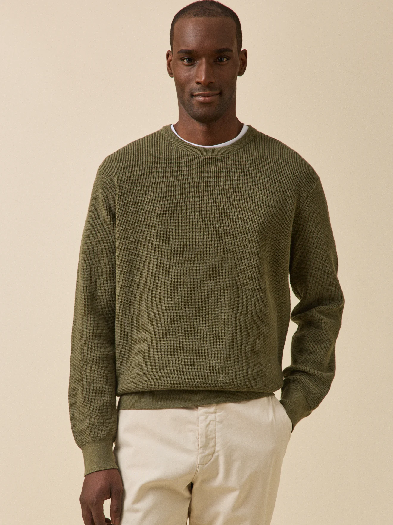 Herrenpullover mit rundem Halsausschnitt