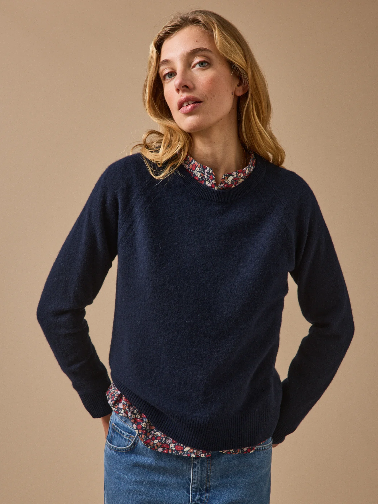 Damenpullover mit rundem Halsausschnitt - Cashemere-Kollektion - Image 2