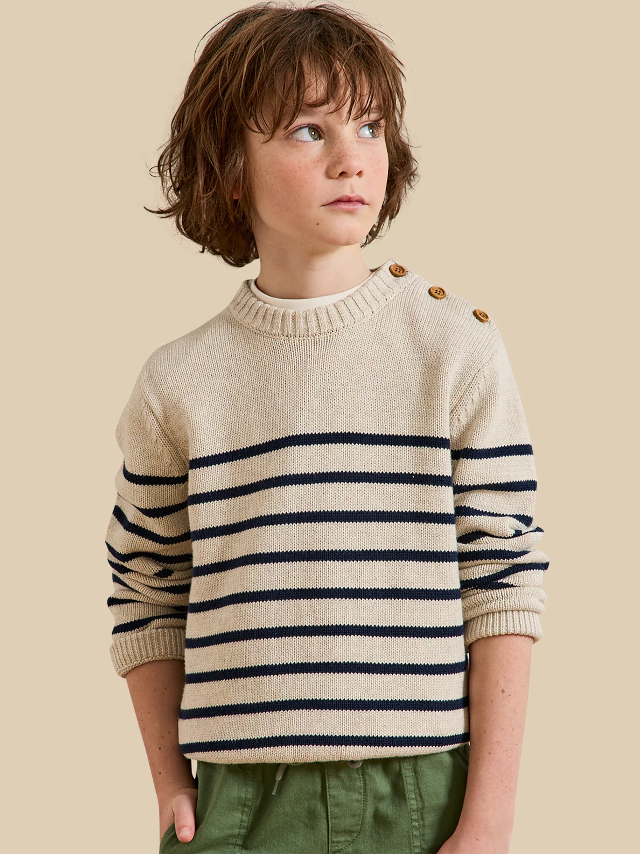 Jungenpullover im Marine-Look