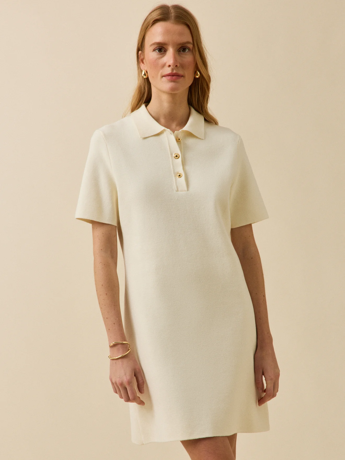Kurzes Damen-Polokleid aus Milanostrick