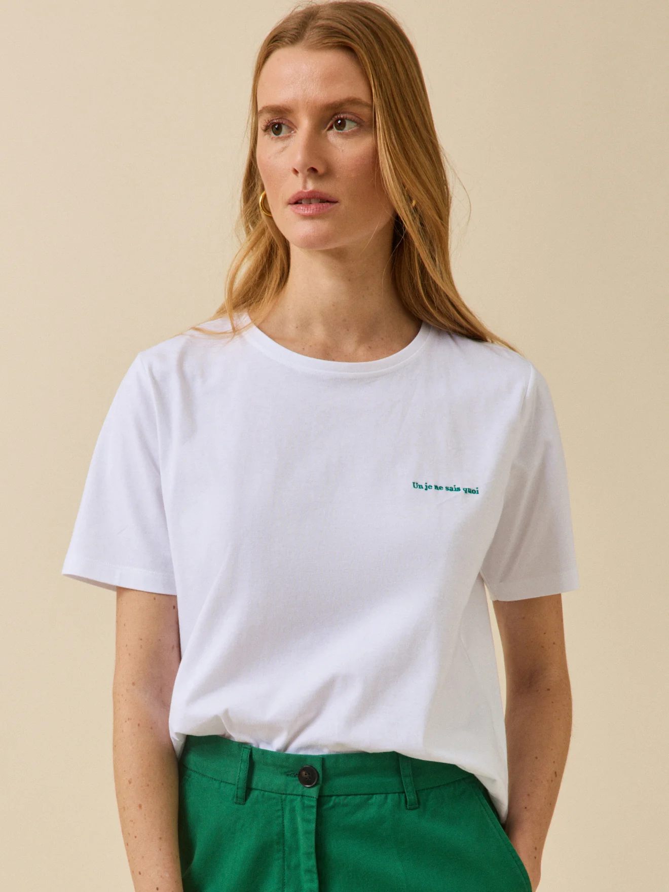 Besticktes Damen-T-Shirt aus Bio-Baumwolle